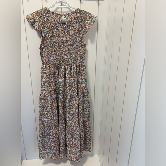 💙2/$10 Floral Dress with Pockets - Picture 5 of 6